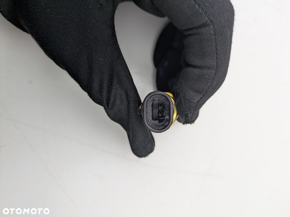 DAF LF 45 LF 55 6.7 220KM 250KM CZUJNIK TEMPERATURY PŁYNU 4954905 - 2