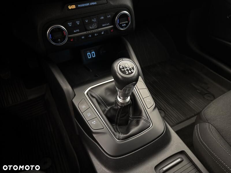 Ford Focus - 17