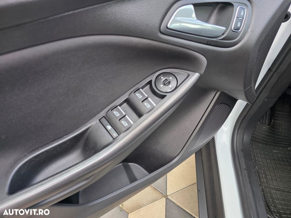 Ford Focus 1.5 TDCi DPF Start-Stopp-System Business - 17