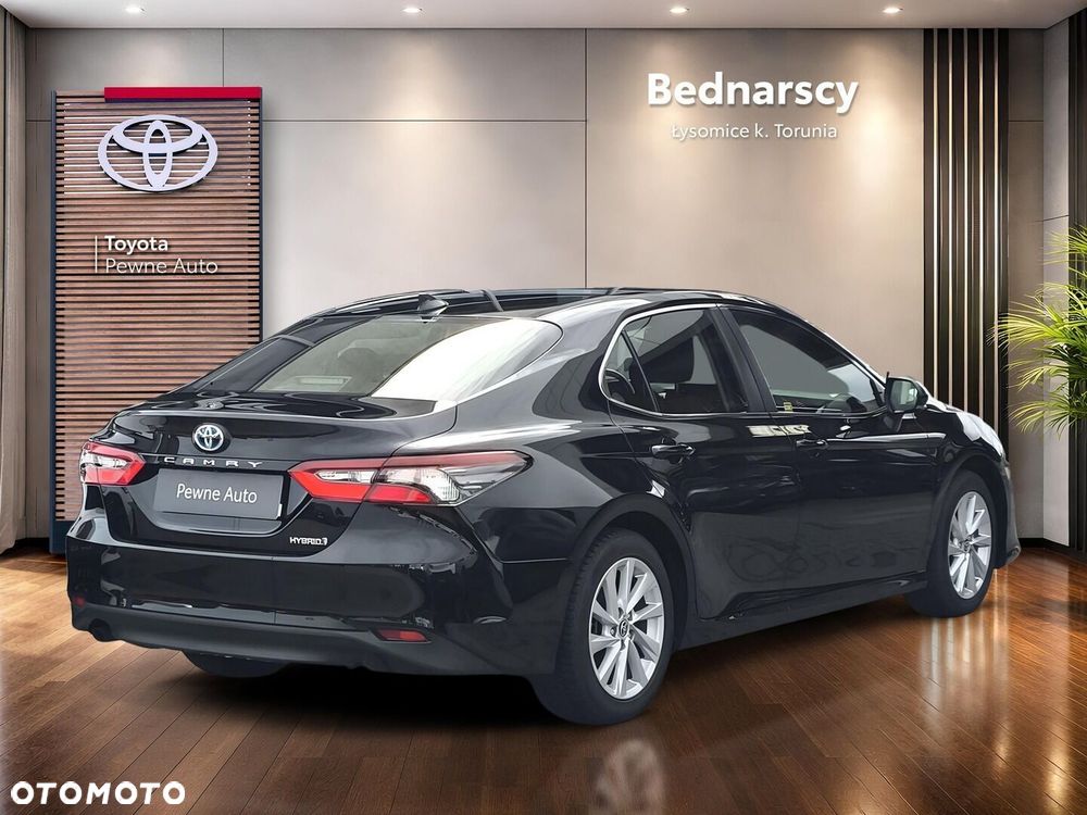 Toyota Camry 2.5 Hybrid Comfort CVT - 6