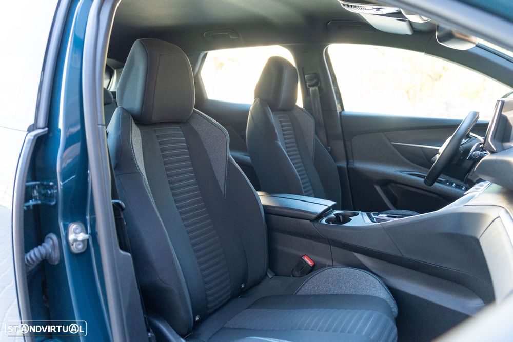 Peugeot 3008 1.6 Hybrid Allure e-EAT8 - 25