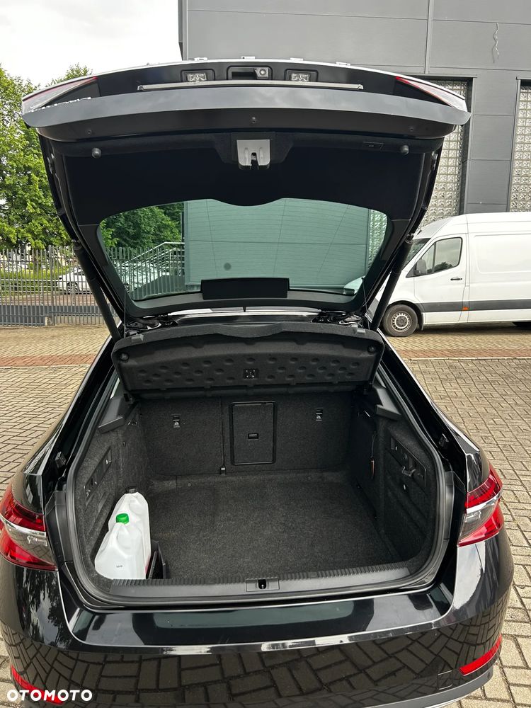 Skoda Superb 2.0 TDI SCR Style DSG - 7