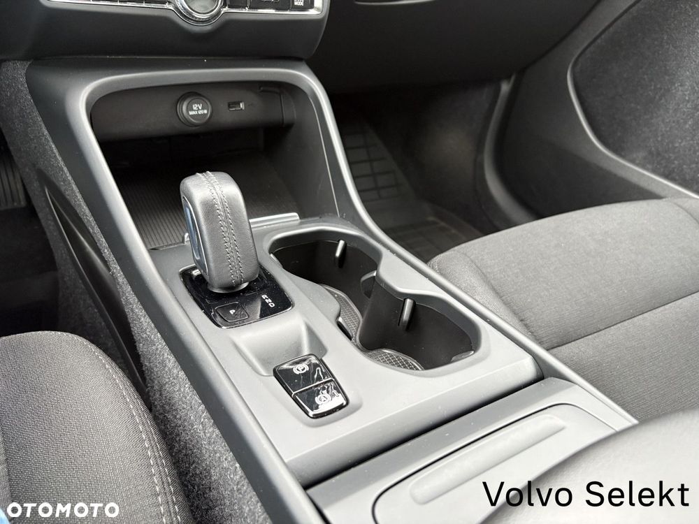 Volvo XC 40 - 12