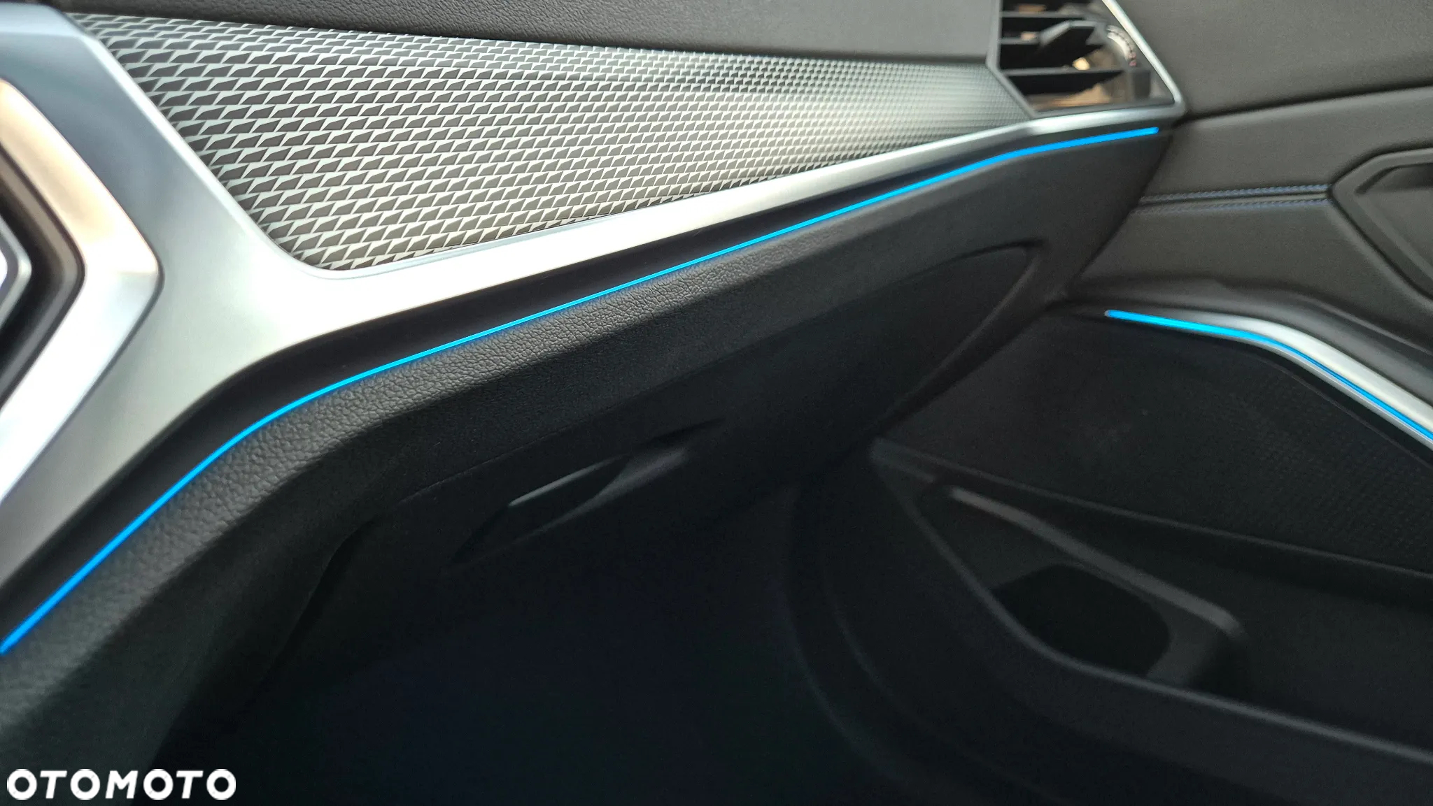 BMW Seria 3 - 29