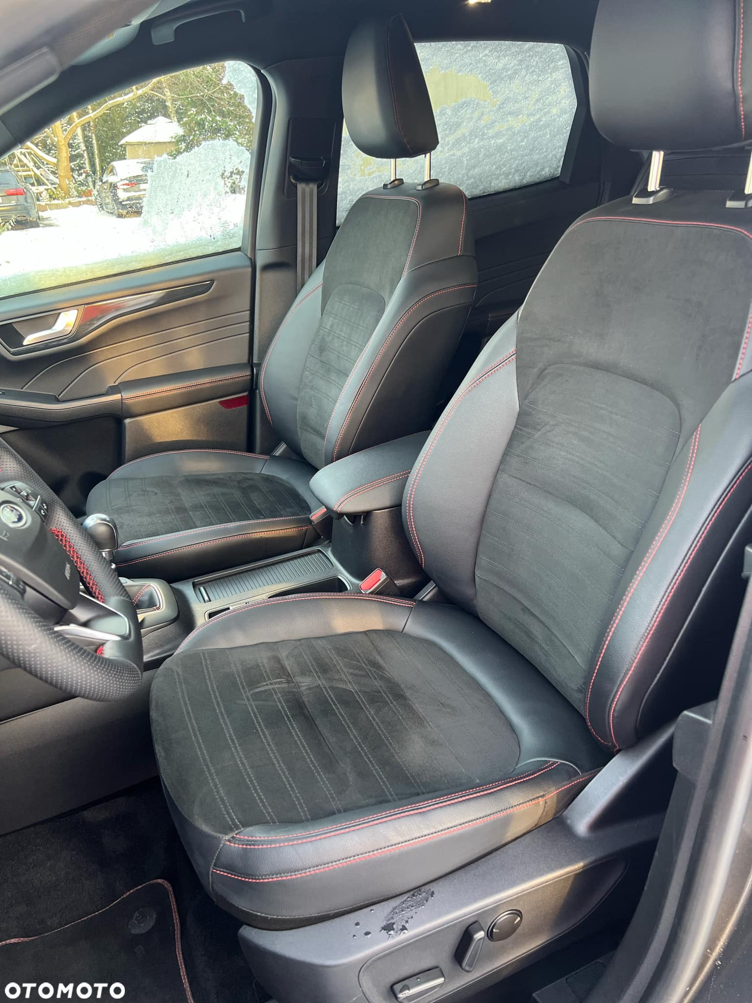 Ford Kuga - 29