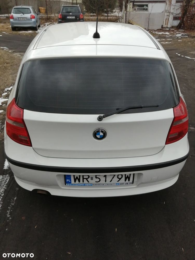 BMW Seria 1 116i - 4