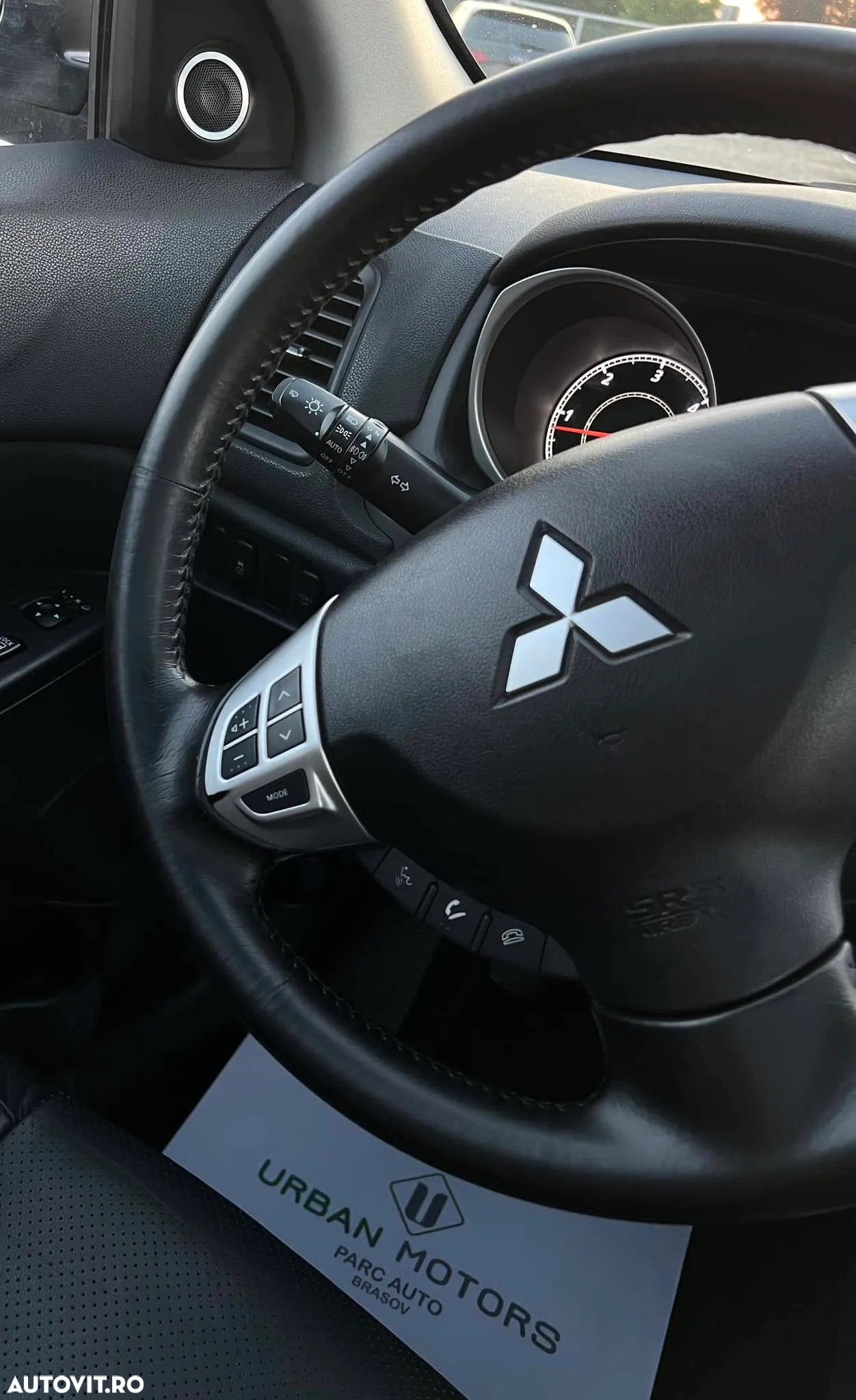 Mitsubishi ASX 1.8 DI-D 4WD Instyle - 24