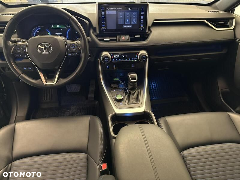 Toyota RAV4 - 22
