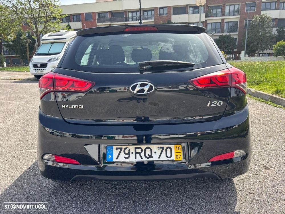 Hyundai i20 1.1 CRDi Access+Bluetooth+Comandos no Volante - 8