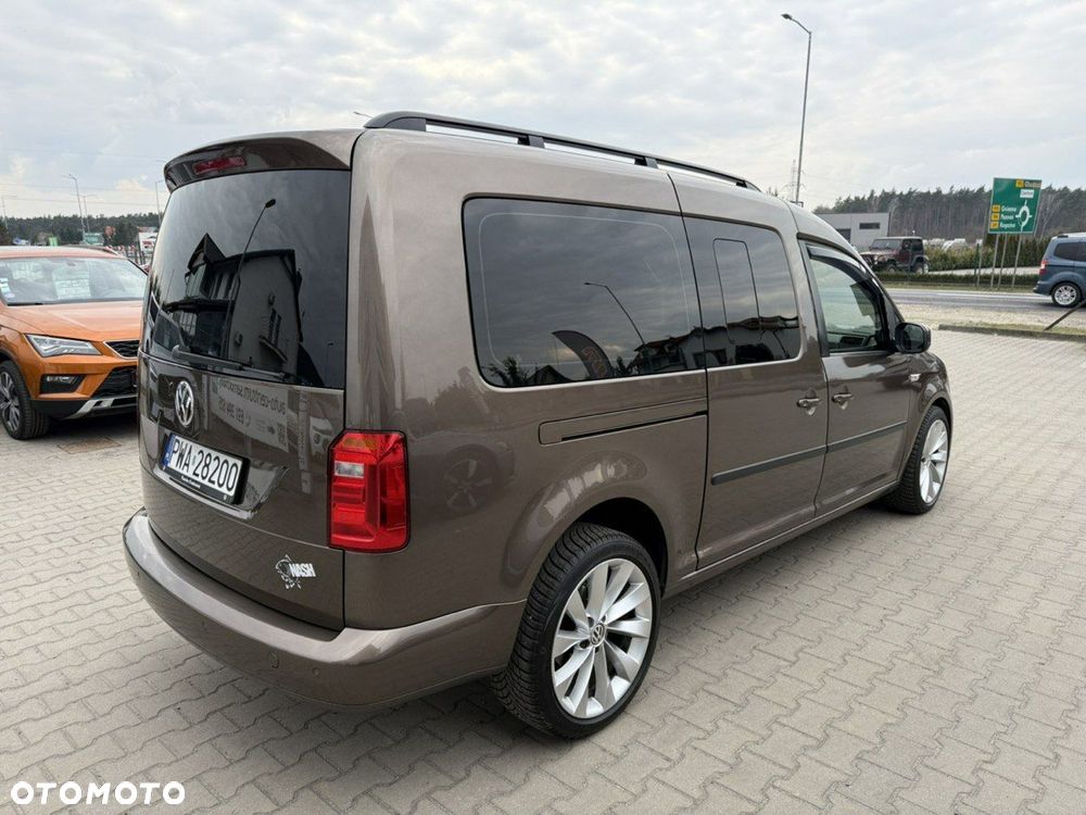 Volkswagen Caddy Highline DSG - 7