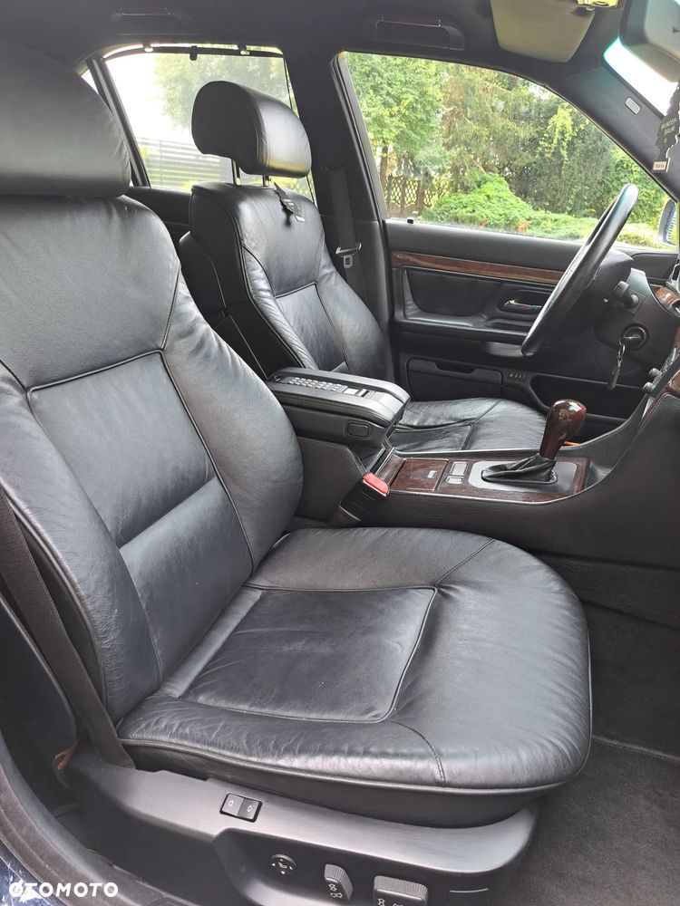 BMW Seria 7 - 13