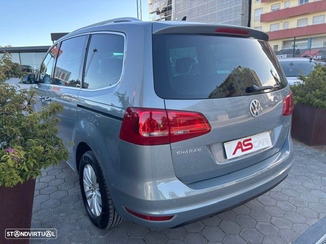 VW Sharan 2.0 TDI Confortline - 27