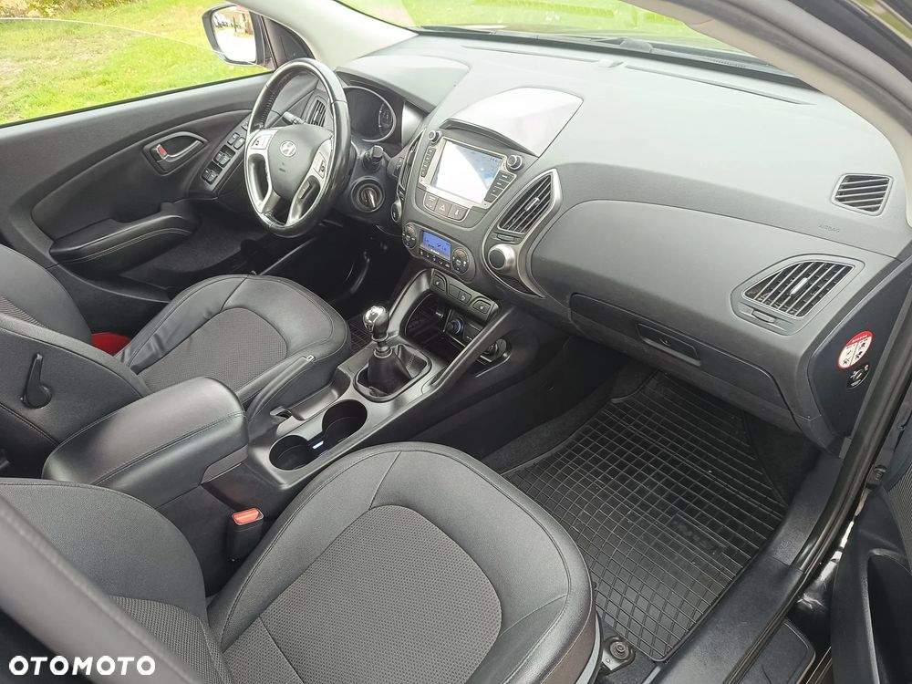 Hyundai ix35 1.7 CRDi 2WD blue Style - 28