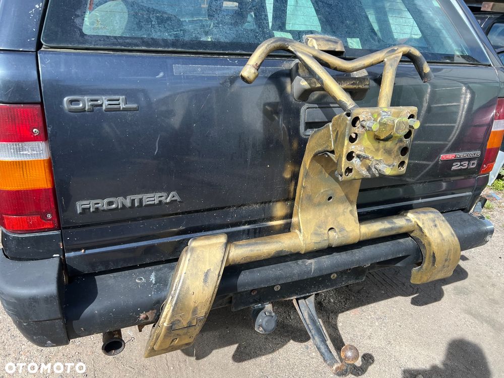 Mocowanie koła zapasowego uchwyt Opel Frontera A - 2