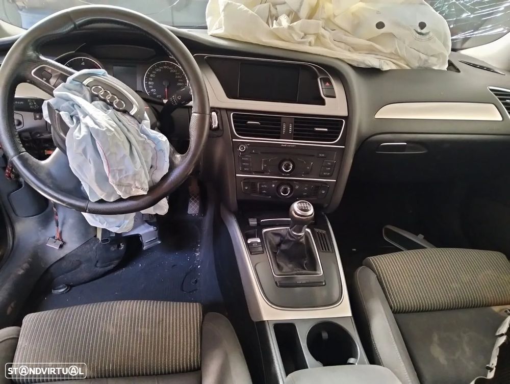 Audi A4 B8 (8K2) 2.0 TDI 143cv Ano 2008 - 8