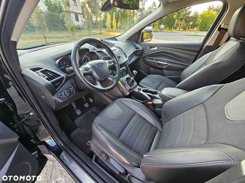 Ford Kuga - 8