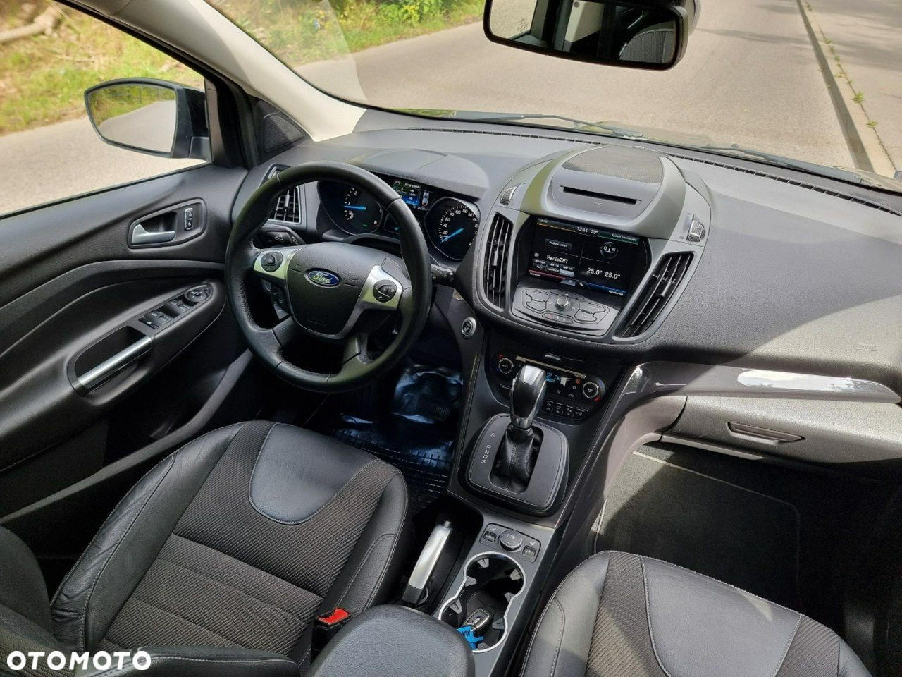 Ford Kuga - 19