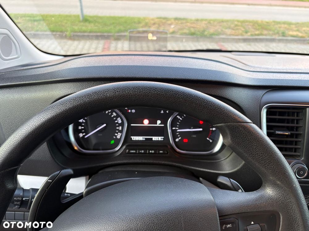 Opel Vivaro Extra Long 3,1t (bryg.) - 13