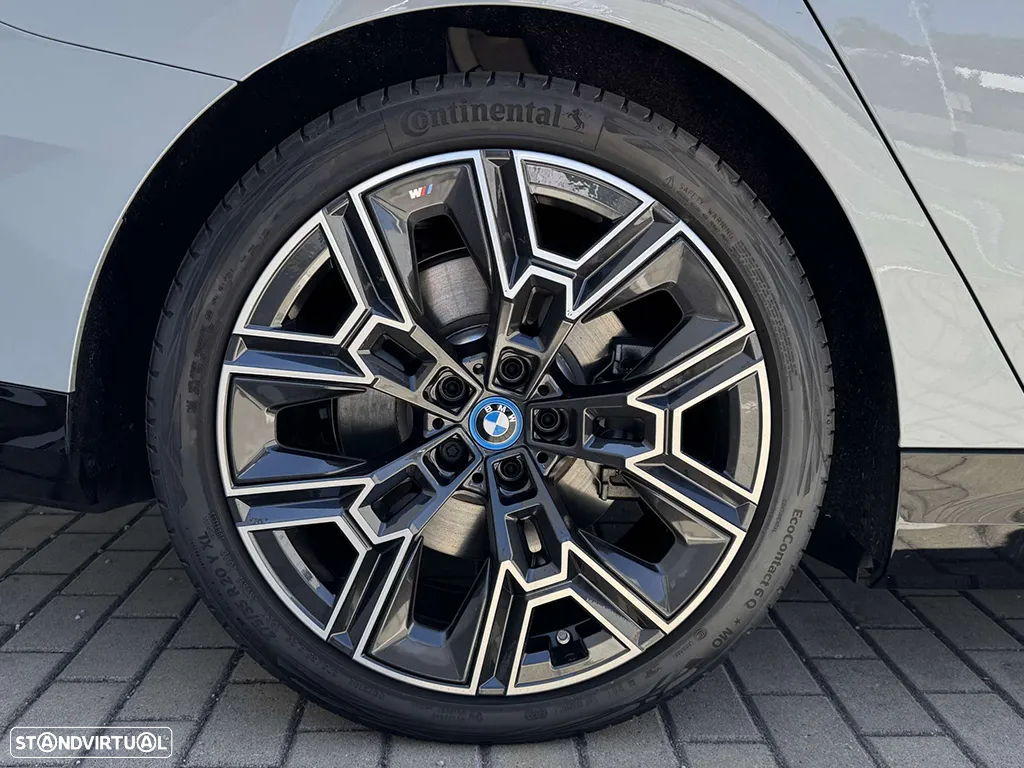 BMW i5 M60 xDrive Pack Desportivo M Pro - 18