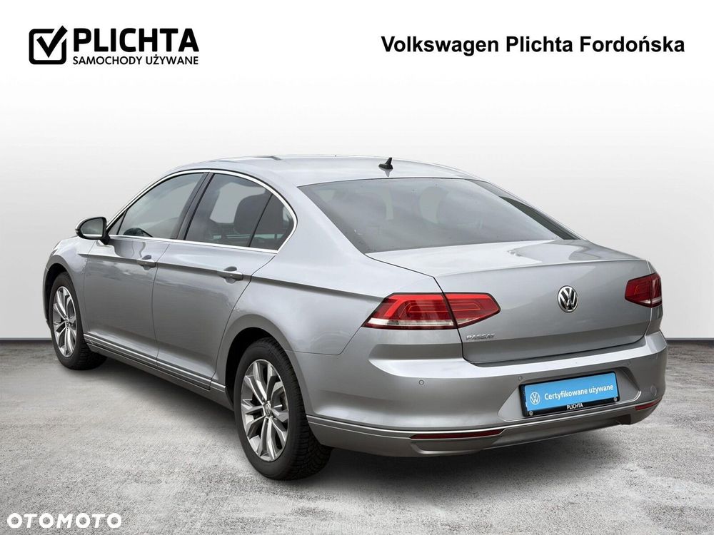 Volkswagen Passat 2.0 TDI SCR Comfortline DSG - 4