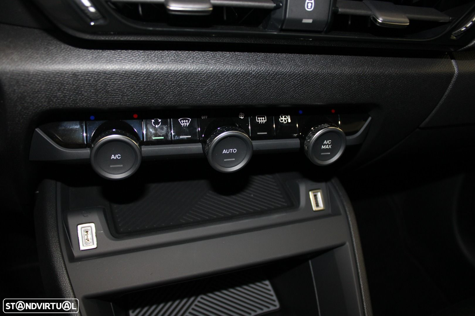 Citroën e-C4 50 kWh Feel Pack - 19