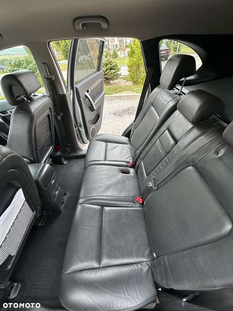 Chevrolet Captiva 2.0 d LT high (deu) - 12