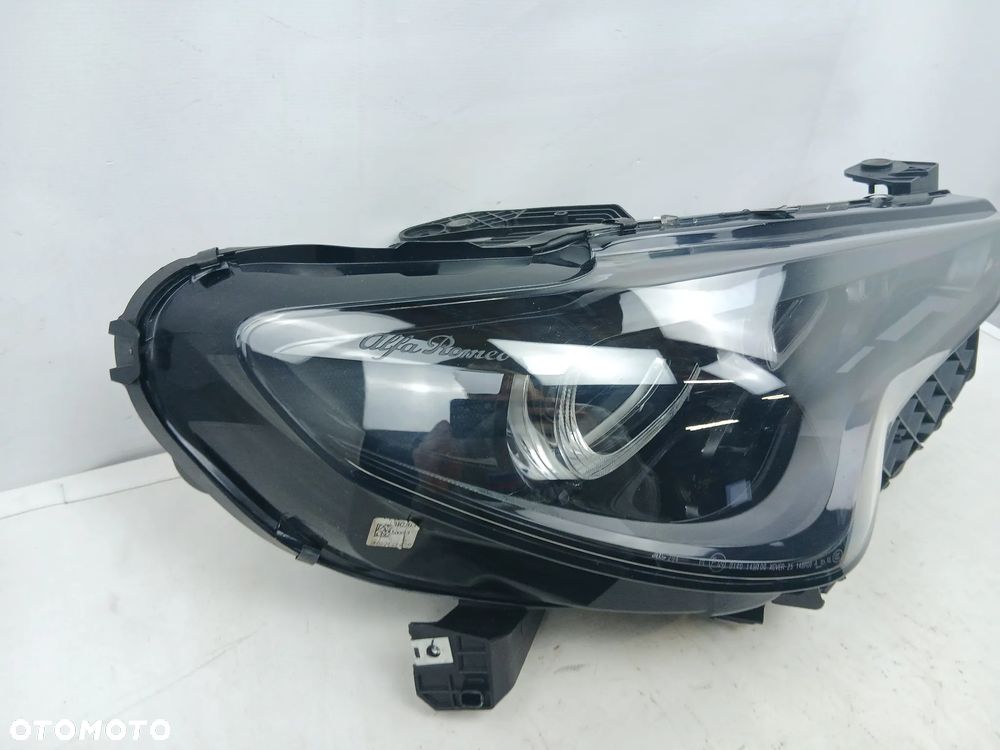 Lampa Reflektor prawy Led Matrix ALFA STELVIO LIFT - 3