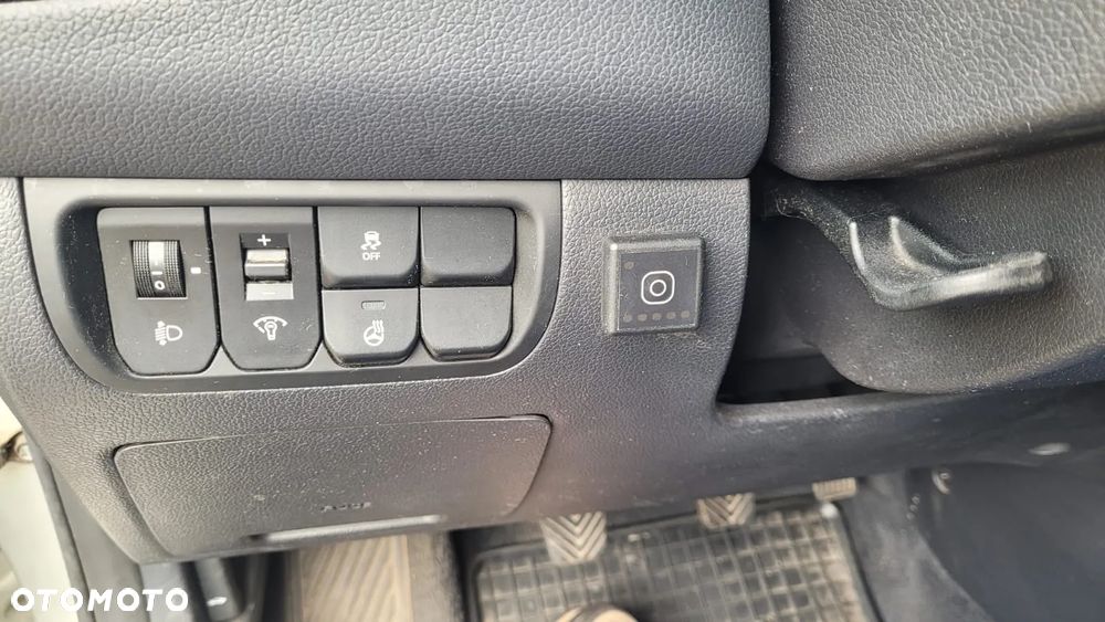 Kia Rio 1.4 XL - 12