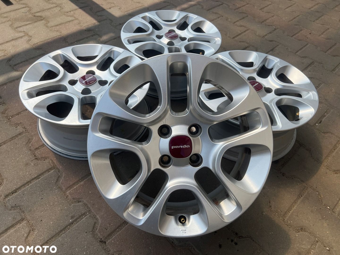 KOMPLET FELG FELGI ALU FIAT PANDA 15 4X98 ET35 NOWY MODEL ORYGINALNE - 1