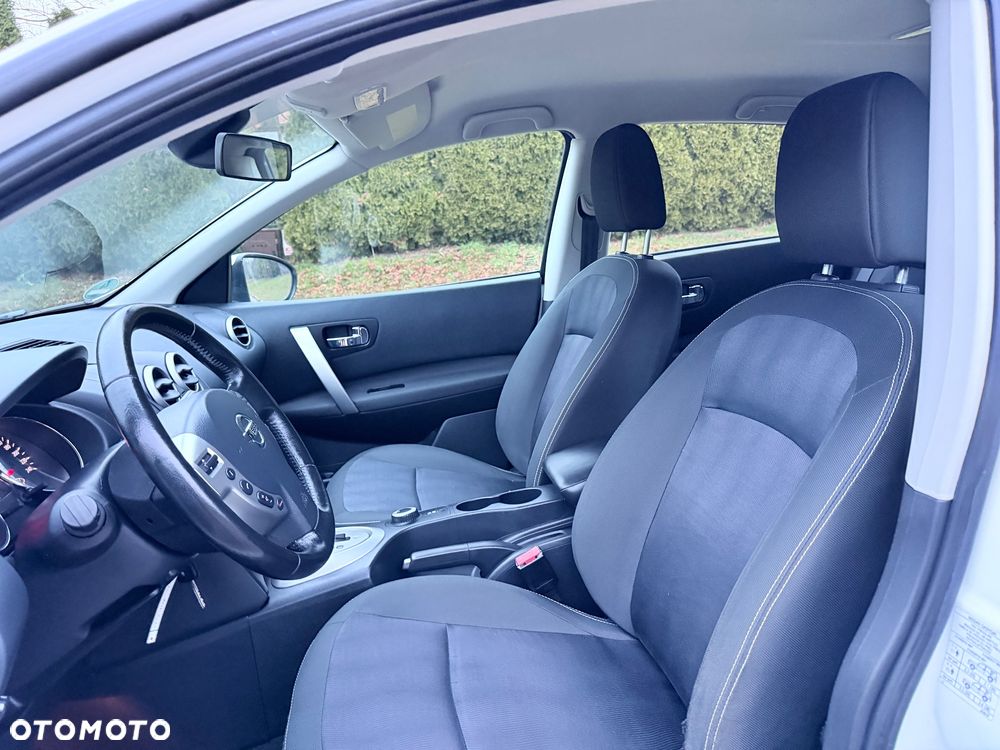 Nissan Qashqai - 24