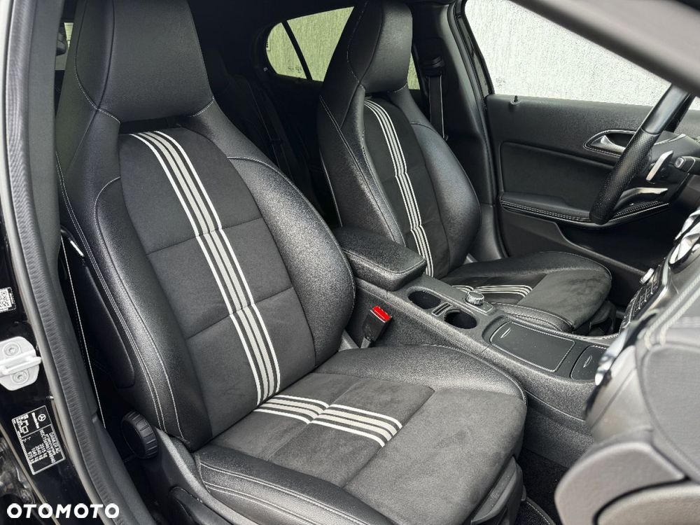 Mercedes-Benz GLA - 19