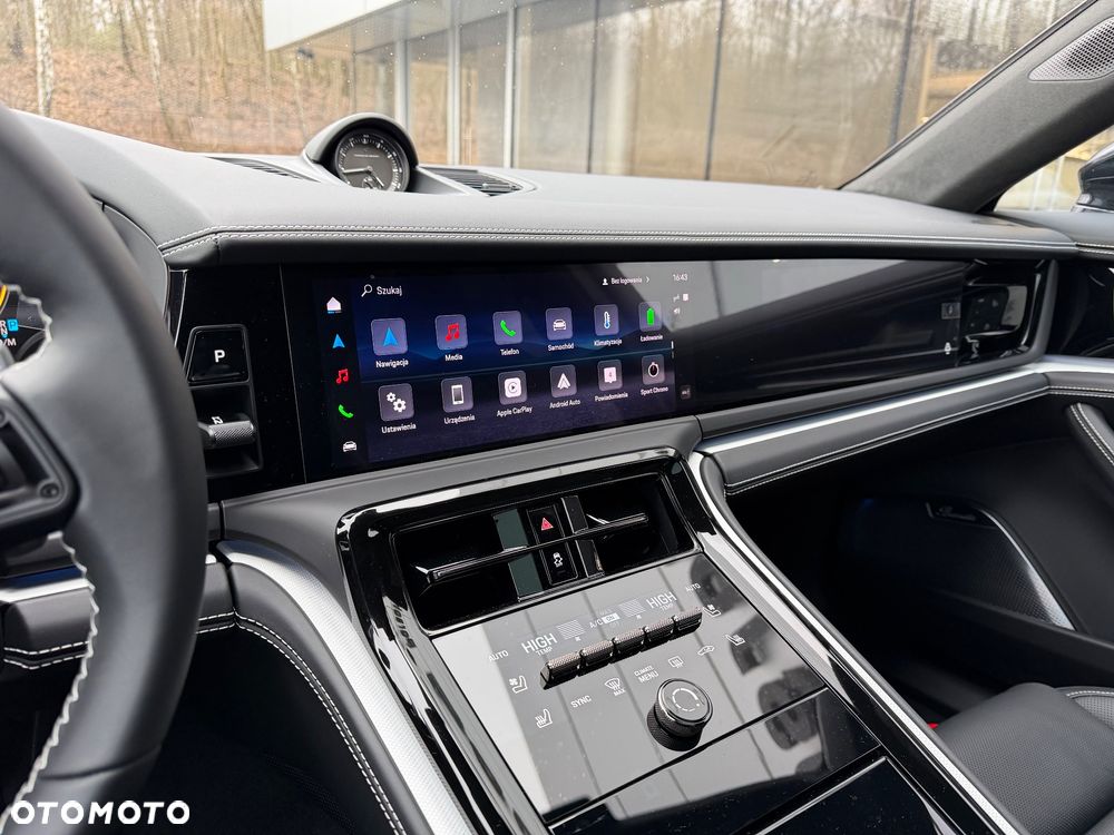 Porsche Panamera Turbo E-Hybrid - 24