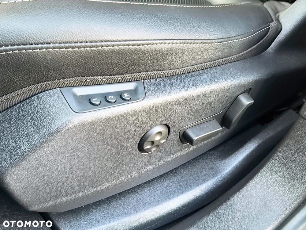 Opel Grandland X 2.0 D Start/Stop Automatik Ultimate - 32