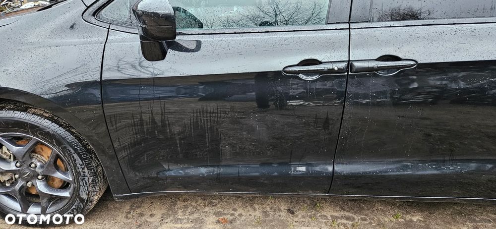 Chrysler Pacifica Touring Plus Kompletne drzwi przód lewy Drzwi przednie lewe Drzwi tył lewy Drzwi tylne lewe CAŁY BOK kolor  PXR - 2