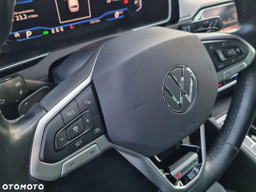 Volkswagen Passat Variant 2.0 TDI 4Mot Elegance DSG - 12