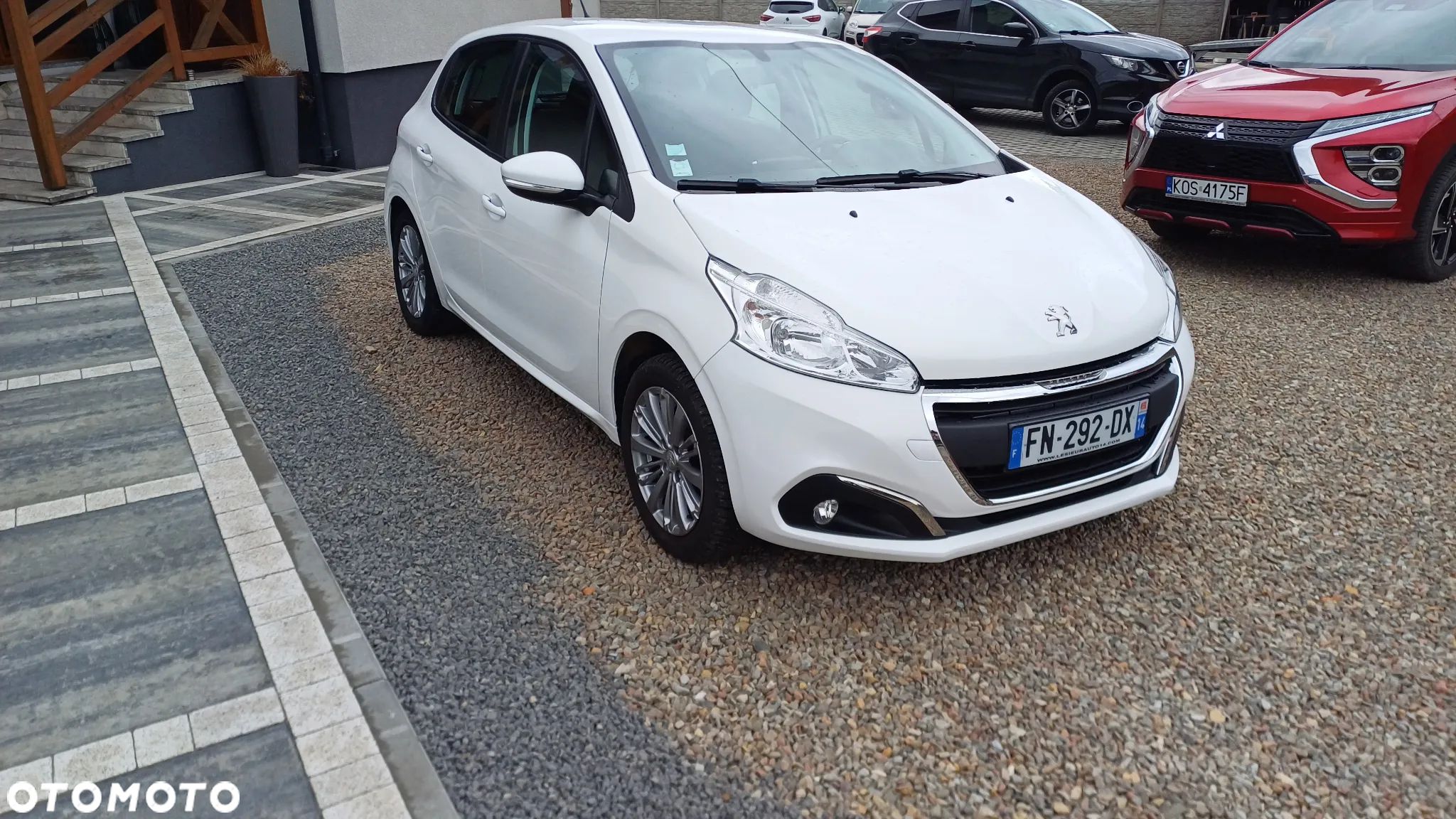 Peugeot 208 1.2 PureTech Active - 17