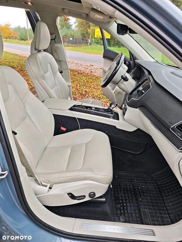 Volvo XC 90 B5 B AWD Momentum 7os - 11