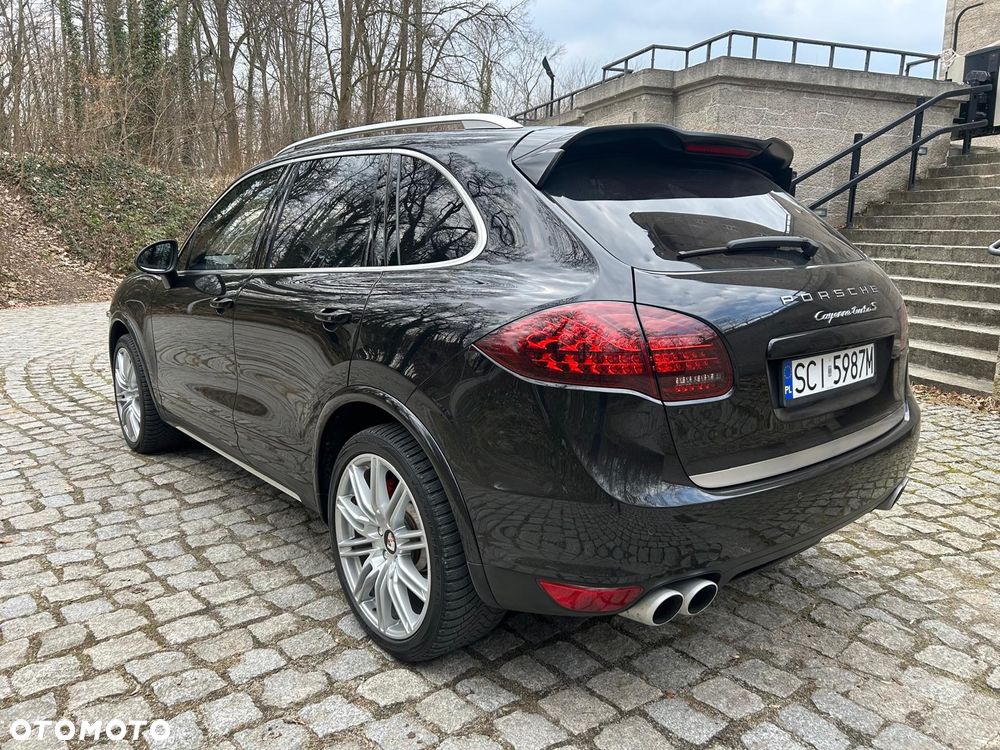Porsche Cayenne - 11