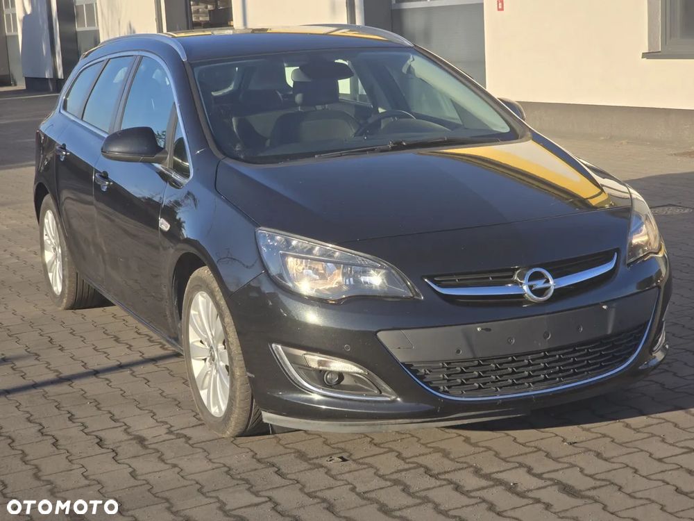 Opel Astra 1.7 CDTI DPF Cosmo - 1