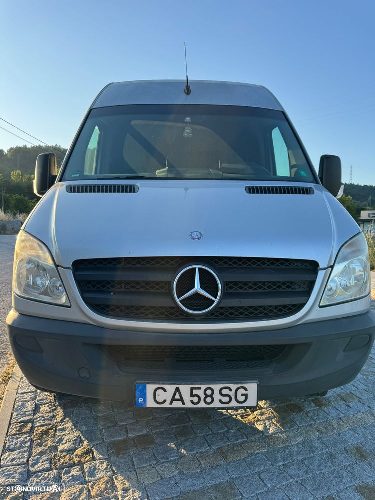 Mercedes-Benz Sprinter - 10