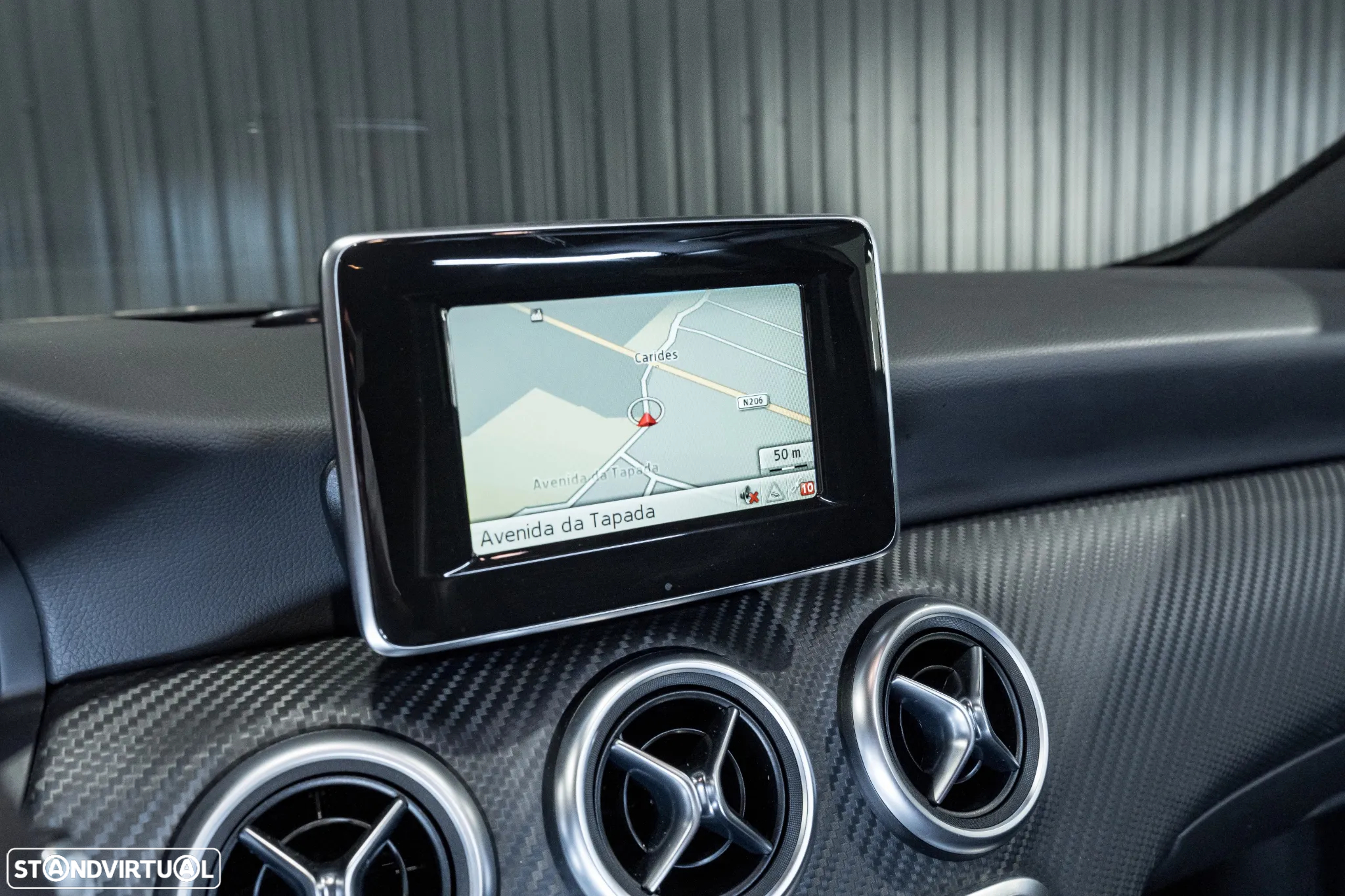 Mercedes-Benz A 180 7G-DCT AMG Line - 14