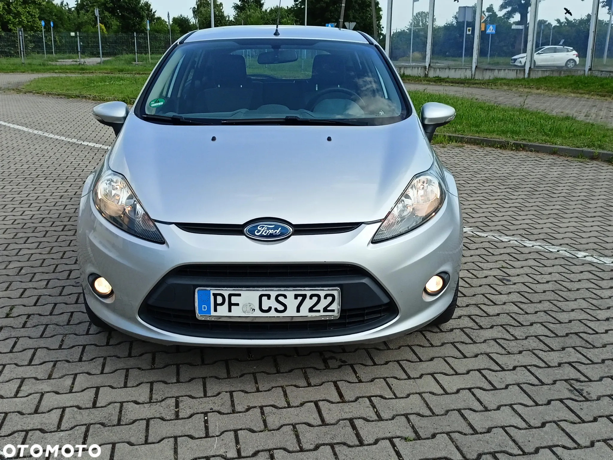 Ford Fiesta 1.25 Ghia - 11