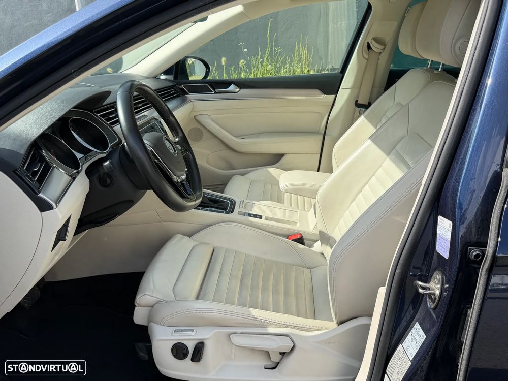 VW Passat Variant 2.0 TDI Highline DSG - 8