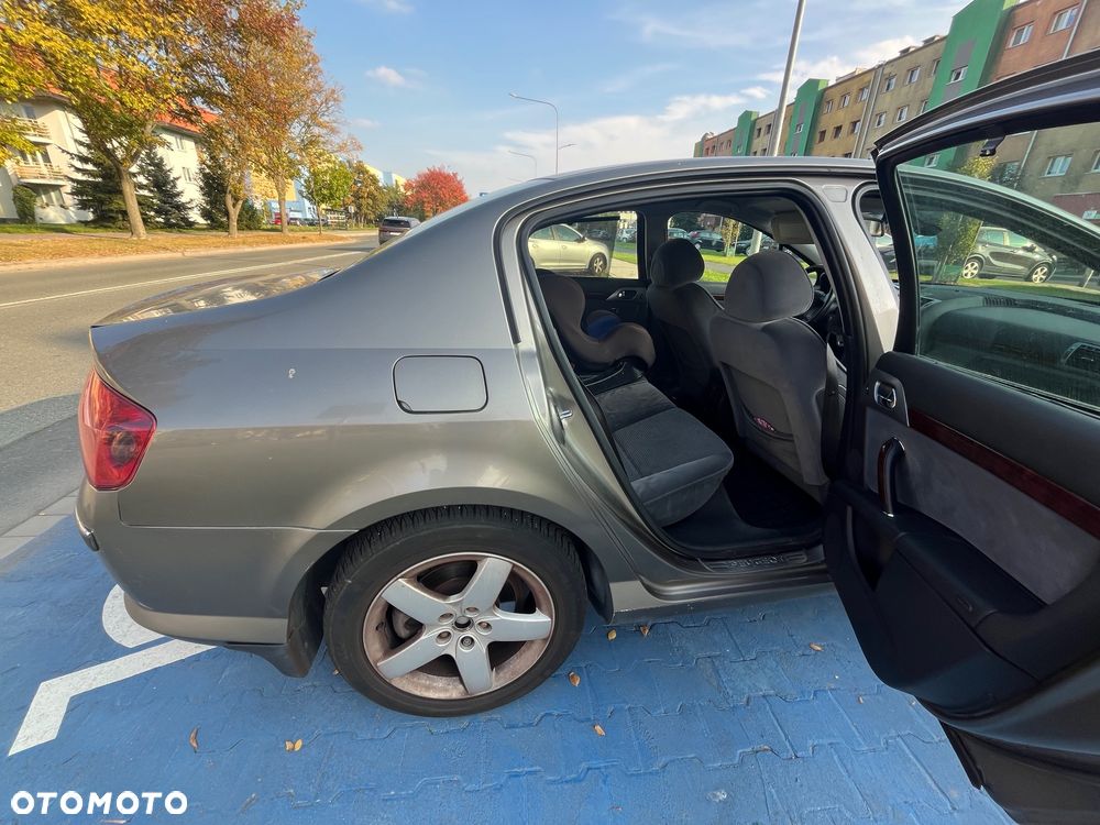 Peugeot 407 - 10