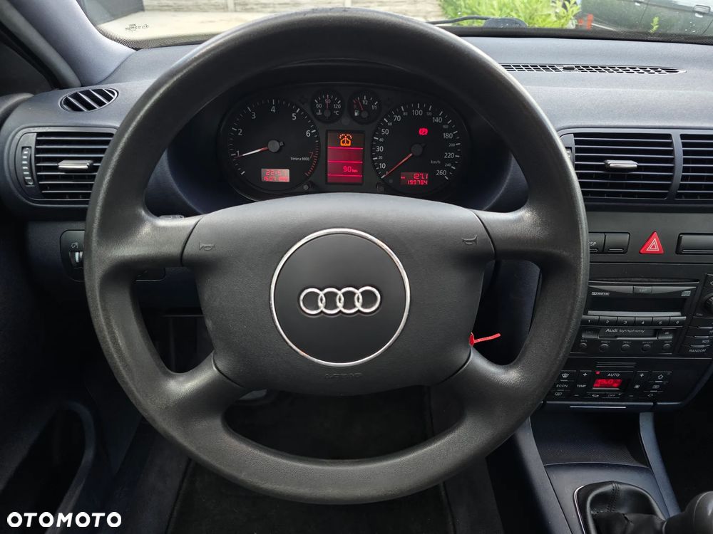 Audi A3 Sportback 1.6 Attraction - 11