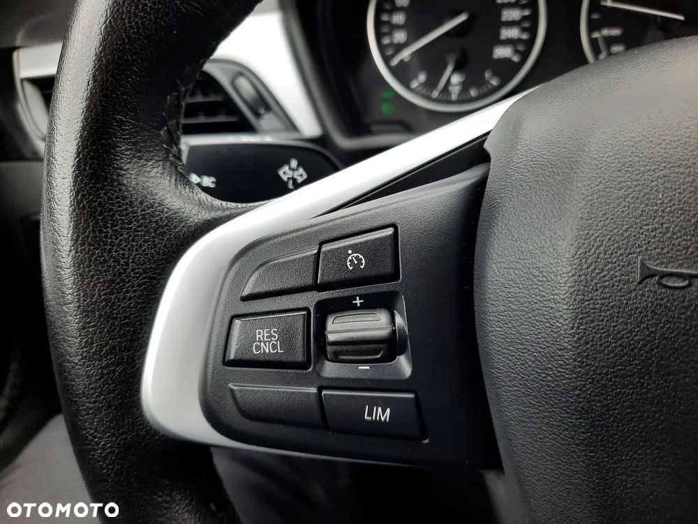 BMW X1 xDrive20i - 26