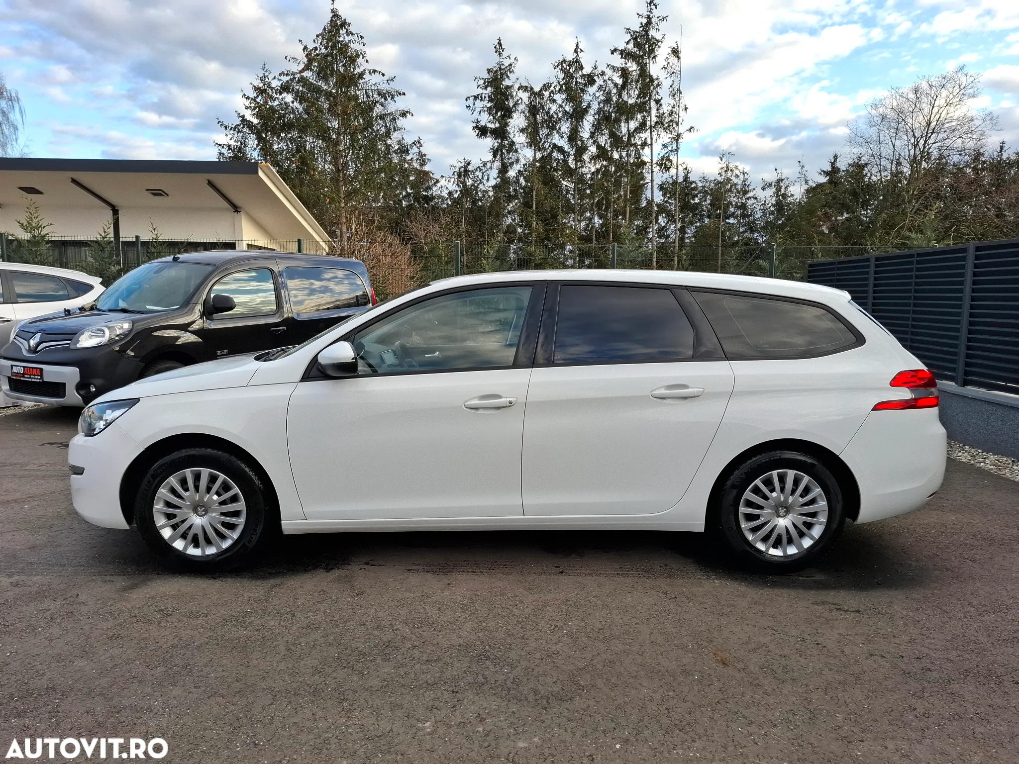 Peugeot 308 BlueHDi FAP 100 Stop & Start Access - 11