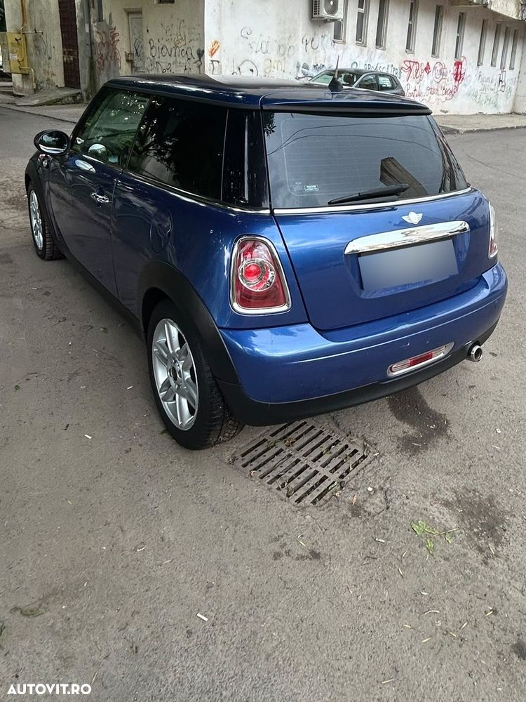 Mini Cooper D AT - 4