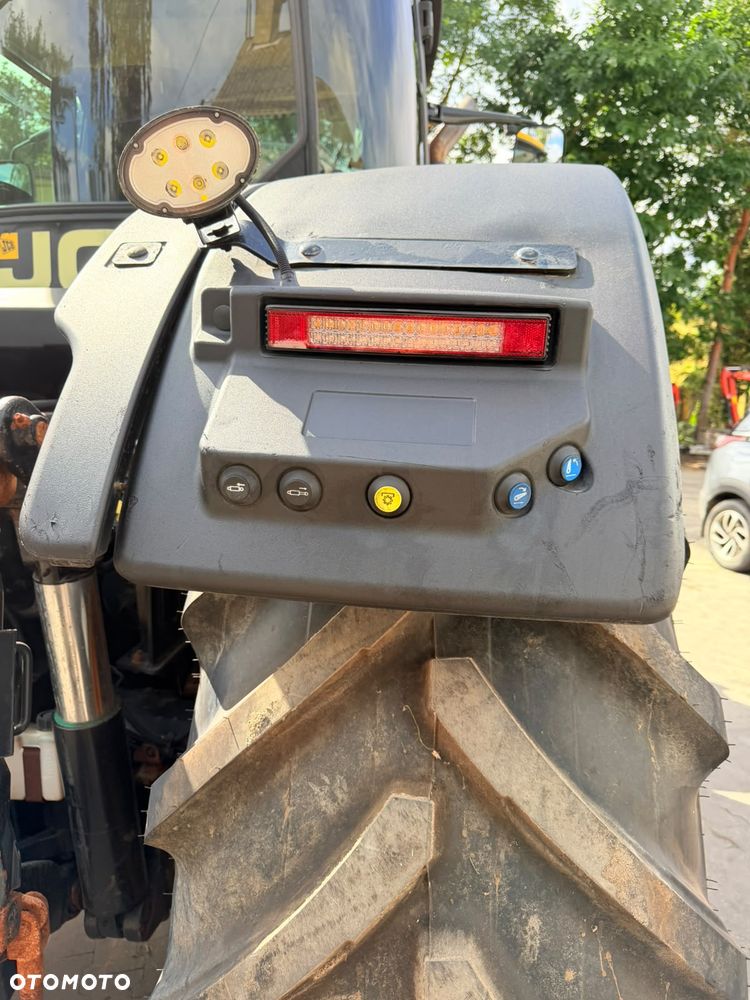 JCB Fastrac 4220 - 7