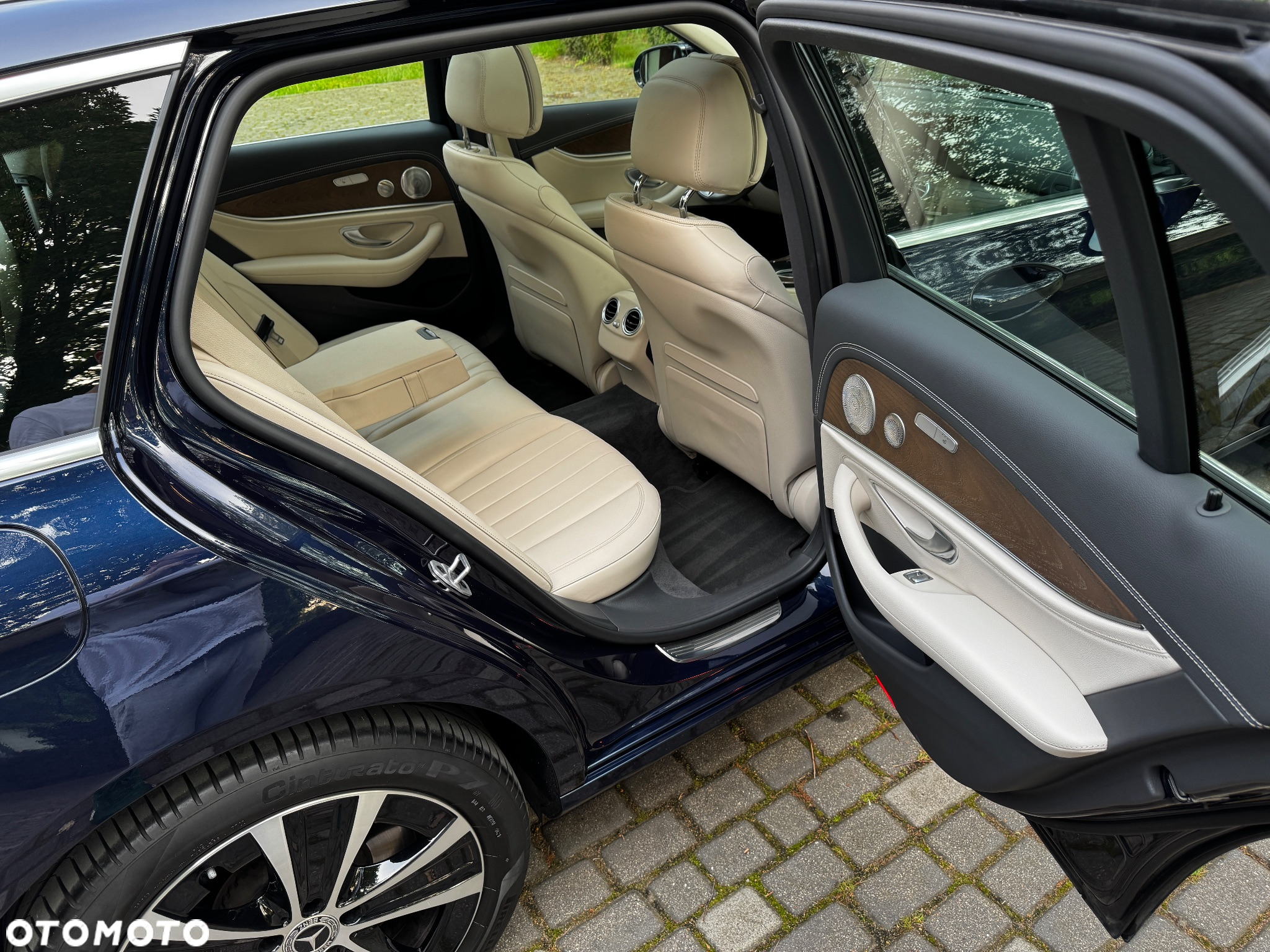 Mercedes-Benz Klasa E 300 de 4Matic T 9G-TRONIC Avantgarde - 18